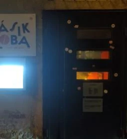 Másik Szoba kávézó és bár