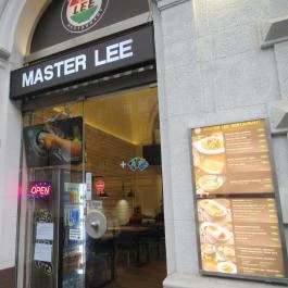 Master Lee Budapest - Külső kép