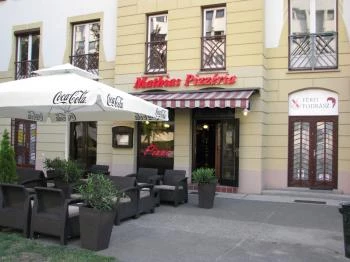 Mathias Pizzeria Söröző Pub Kecskemét