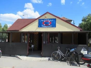 Matróz Kocsma Székesfehérvár