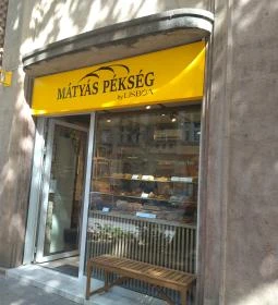 Mátyás Pékség by Lisboa