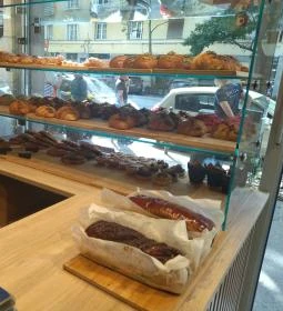 Mátyás Pékség by Lisboa