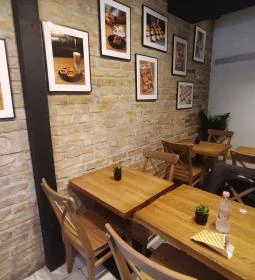 Mátyás Pékség by Lisboa