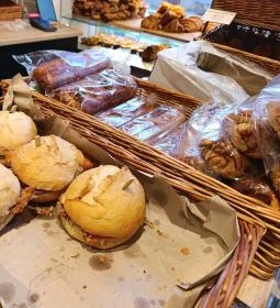 Mátyás pékség - Corvin köz