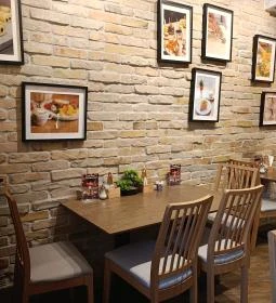 Mátyás pékség - Corvin köz