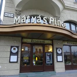 Mátyás Pince Étterem Budapest - Külső kép