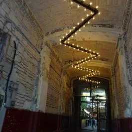 Mazel Tov Budapest - Külső kép