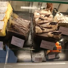 Mazsolin Cukrászda, Budapest - Étel/ital