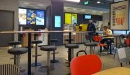 McDonald's - Boráros tér Budapest - Belső