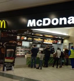 McDonald's - Duna Plaza