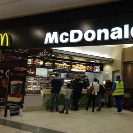 McDonald's - Duna Plaza Budapest - Külső kép