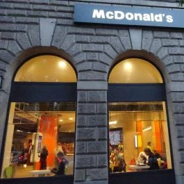 McDonald's - József körút Budapest - Külső kép