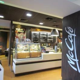 McDonald's - Móricz Zsigmond körtér Budapest - Belső