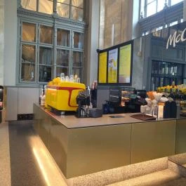 McDonald's - Nyugati Pályaudvar Budapest - Belső