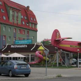 McDonald's - Pólus Center Budapest - Külső kép