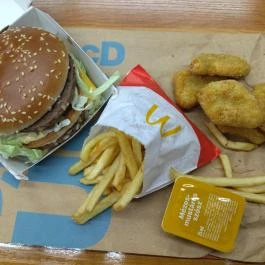 McDonald's Vác Vác - Étel/ital