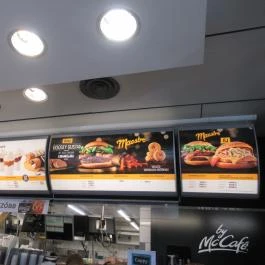 McDonald's - Váci út Budapest - Belső