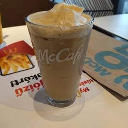 McDonald's Velence Velence - Étel/ital