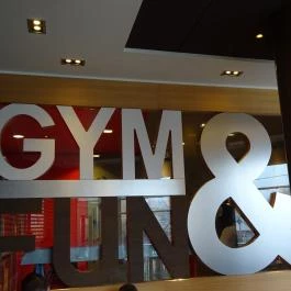 McDonald's - Vörösvári út Budapest - Belső