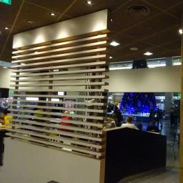 McDonald's - WestEnd City Center Budapest - Belső