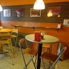 McKiwan's Szendvics - Honvéd utca, Budapest - Belső