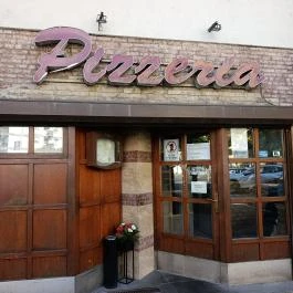 MgTels Pizzéria & Kisvendéglő, Budapest - Külső kép