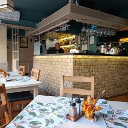 MgTels Pizzéria & Kisvendéglő, Budapest - Belső