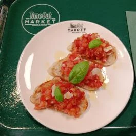 MEAT by Rácz Jenő - Time Out Market, Budapest, Budapest - Étel/ital