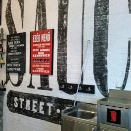 Meat & Sauce - Madách tér Budapest - Belső