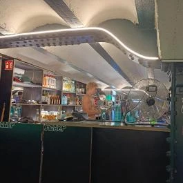 Meder Budapest - Étel/ital