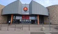 Mega Bisztro - Auchan Fót - Külső kép