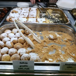 Mega Bisztro - Auchan Fót - Étel/ital