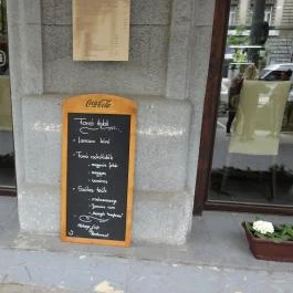 Melange Cafe & Restaurant Budapest - Külső kép