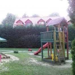 Hotel Melis, Balatonlelle Balatonlelle - Medence/kert