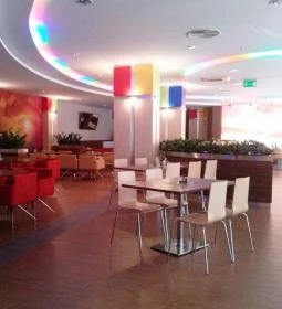 Róbert Melódin Étterem & MelóCafé