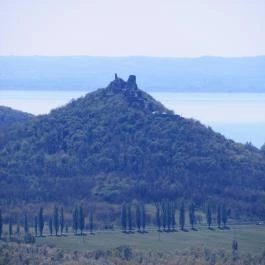 Mennyország Kerthelyiség, Hegymagas - Külső kép