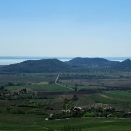 Mennyország Kerthelyiség, Hegymagas - Külső kép