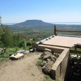 Mennyország Kerthelyiség, Hegymagas - Külső kép