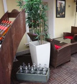 Menta Café & Lounge