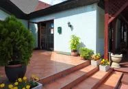 Menta Kávézó & Falatozó Sarród