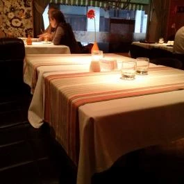 Menza Étterem & Kávézó, Budapest - Belső