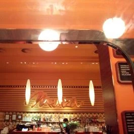 Menza Étterem & Kávézó, Budapest - Belső