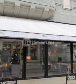 Menza Étterem & Kávézó