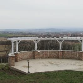 Merlot Borhotel, Szendrőlád - Medence/kert