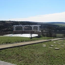 Merlot Borhotel, Szendrőlád - Medence/kert