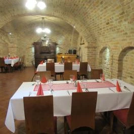 Merlot Látványpince Szendrőlád - Belső