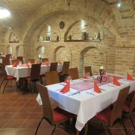 Merlot Látványpince Szendrőlád - Belső