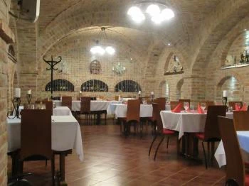 Merlot Látványpince Szendrőlád