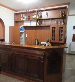 Merlot Látványpince