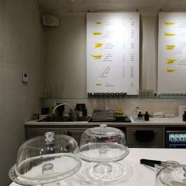 Meron - Egyetem tér Budapest - Belső